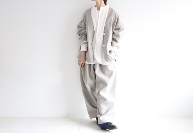 2つ釦ワイドボックスジャケット (グレージュ) ミディアム丈