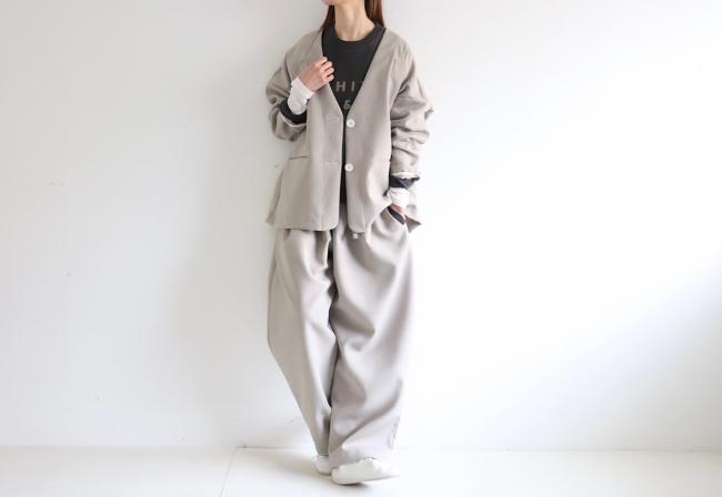 2つ釦ワイドボックスジャケット (グレージュ) ミディアム丈