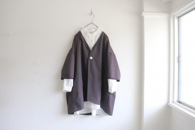 一つ釦ローブカーディガン (アッシュブラック)