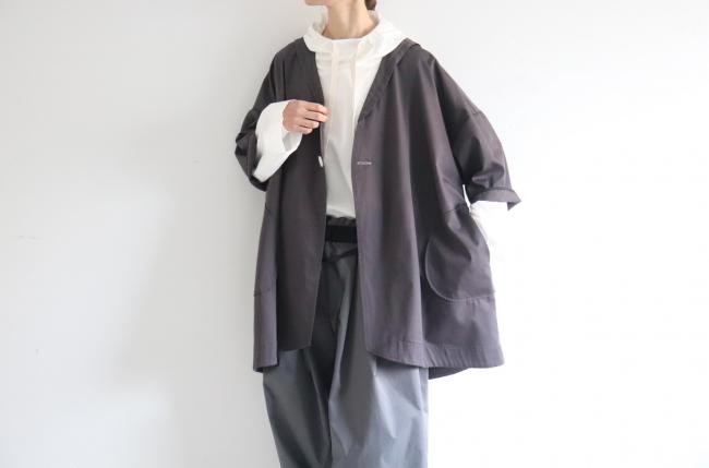 一つ釦ローブカーディガン (アッシュブラック)