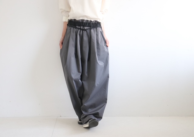 メローフリルウエストコンビタックパンツ　(スミクロ)