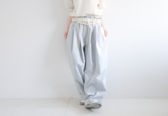 メローフリルウエストコンビタックパンツ　(サックスブルー)