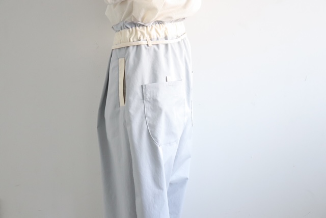 メローフリルウエストコンビタックパンツ　(サックスブルー)