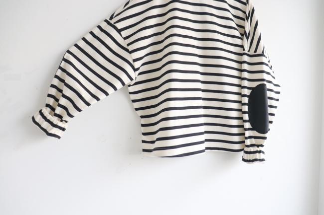 エルボーバッチボーダーワイドカットソー (ブラック×アイボリー)