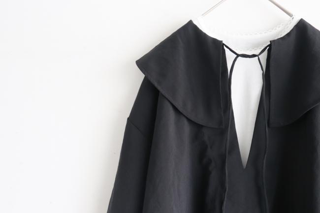 ビックカラープルオーバーシャツ　(ブラック)