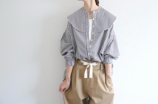 ラウンドカラーストライプボックスシャツ　(ダークネイビー×オフ)