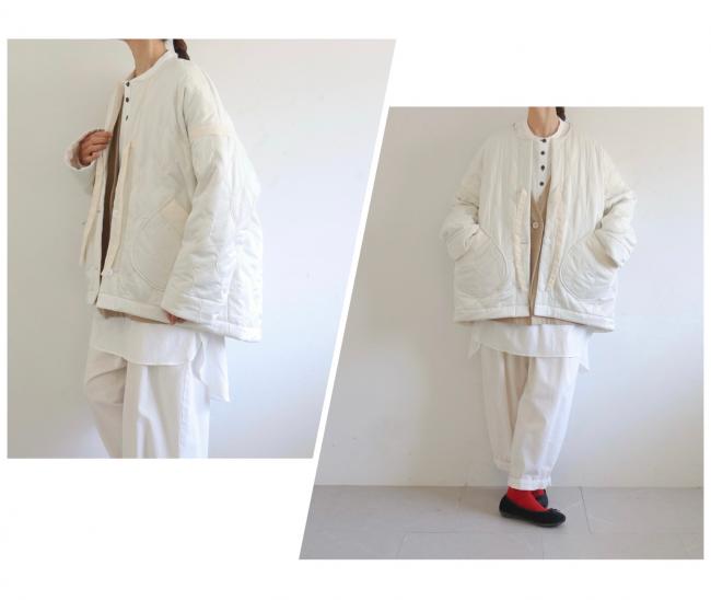 インナーボアキルティングハーフコート　(グレイッシュアイボリー)　ヘチマ柄