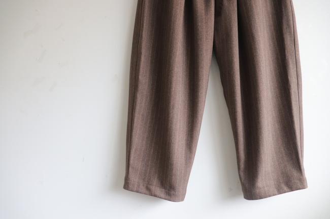 ウールライクメニータックパンツ 　フルレングス 　(ブラウンストライプ)