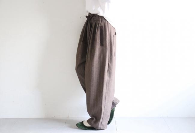 ウールライクメニータックパンツ 　フルレングス 　(ブラウンストライプ)