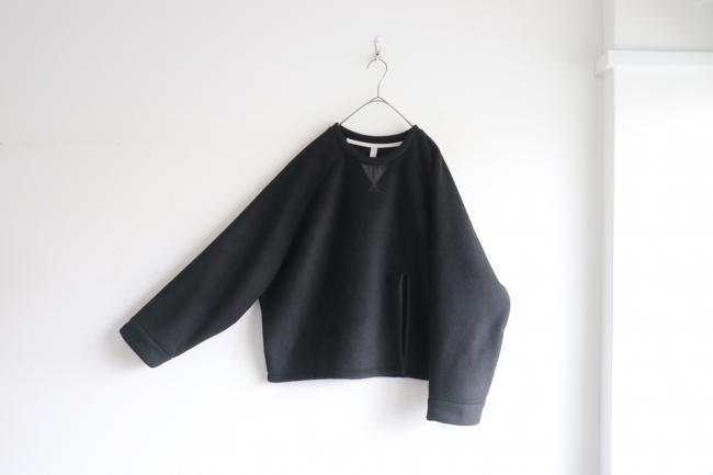 メルトンフリースワイドプルオーバー　(ブラック)