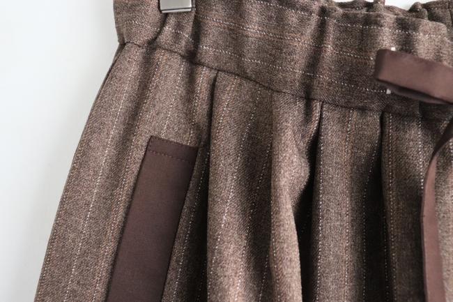 ウールライクメニータックパンツ　 クロップド丈　 (ブラウンストライプ)