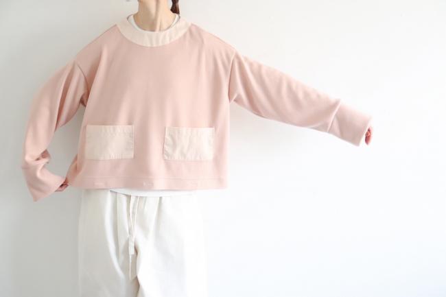 ポケ付きワイドショートニット　(ウオームピンク×アッシュピンク)